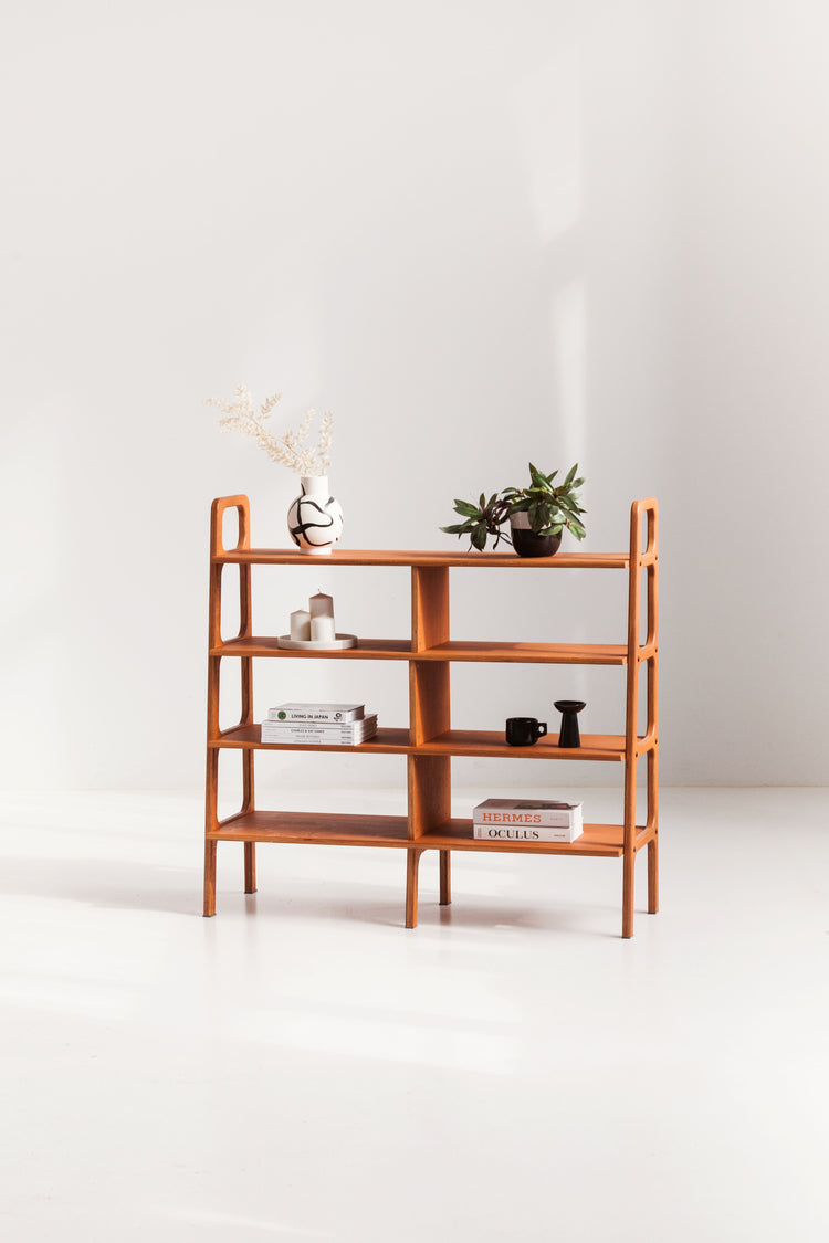 Bookcase Midlite with shelves